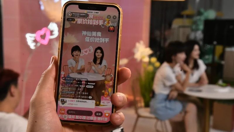 育儿嫂合同模板：如何规避潜在风险
